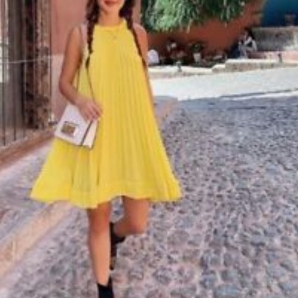 NWT ZARA YELLOW PLEATED MINI DRESS - Picture 1 of 9